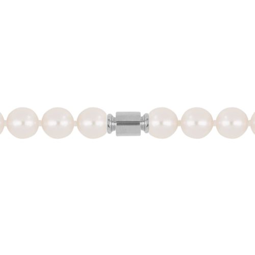 Akoya pearl string with 18 kt gold clasp - C014L
