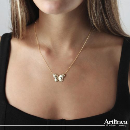 18 kt gold butterfly necklace