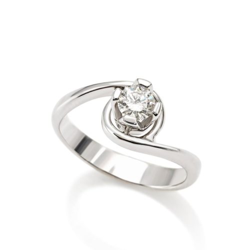 Valentino Solitaire Diamond ring